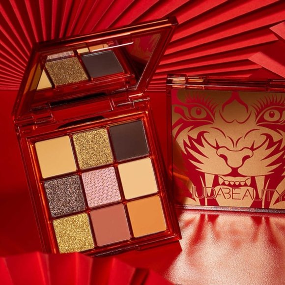 Huda Beauty - Lunar New Year 2022 Tiger Wild Obsessions Eyeshadow Palette - Picture 1 of 5